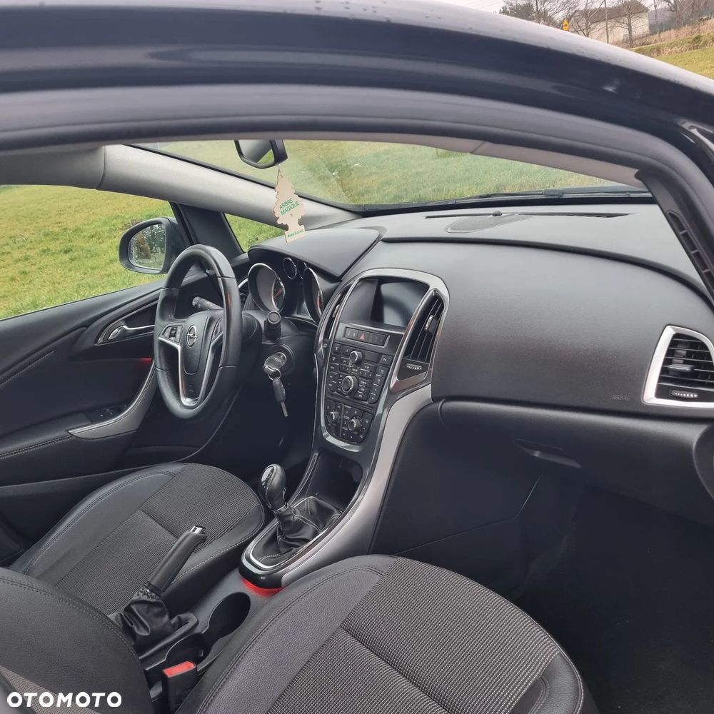 Opel Astra 1.6 Exklusiv - 11