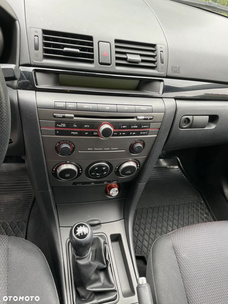 Mazda 3 1.6 Active - 12