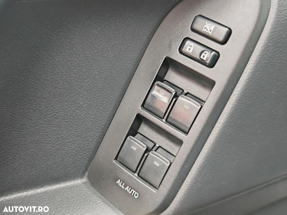 Toyota Land Cruiser 2.8 D-4D Automatik Comfort - 22