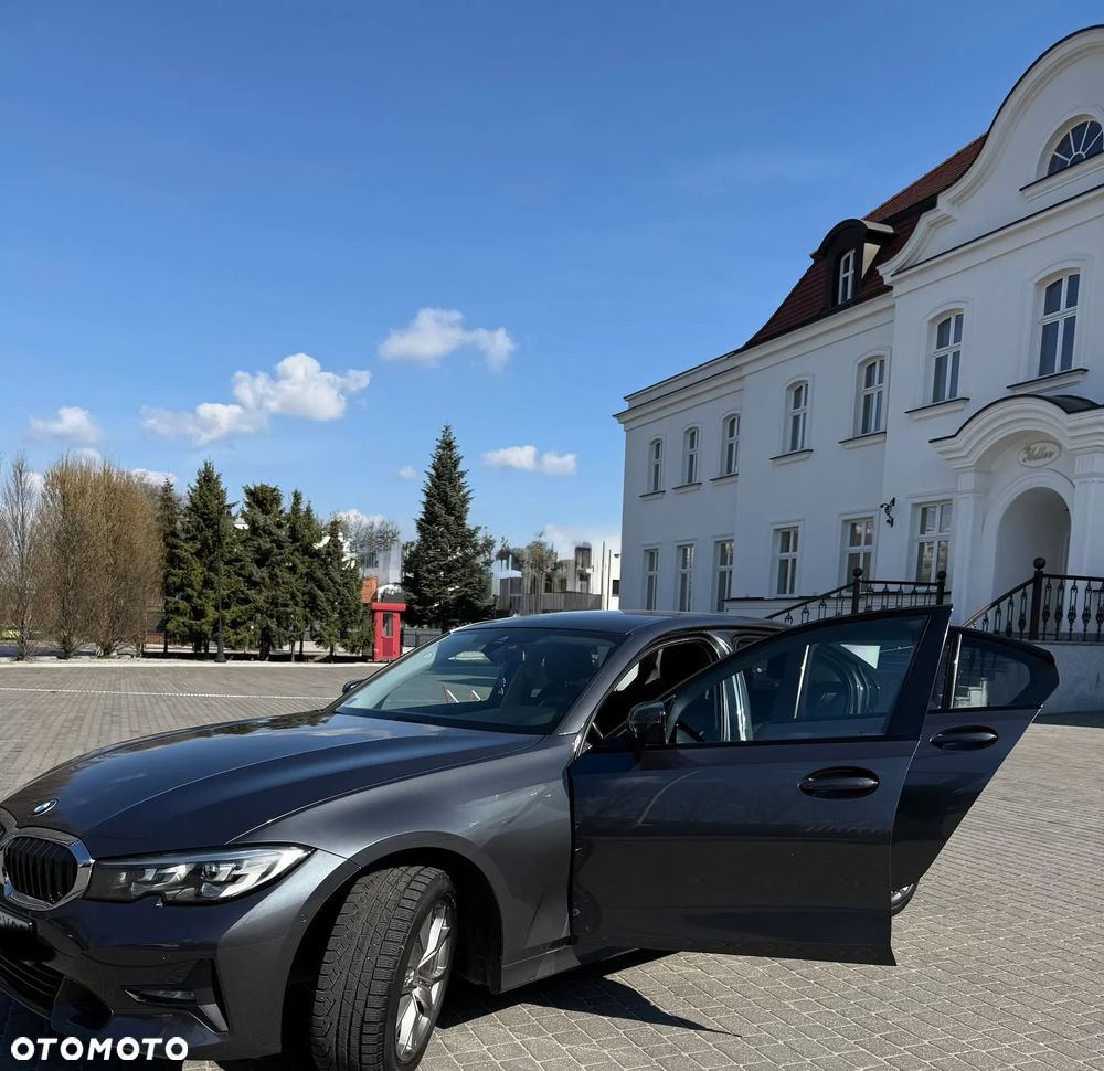BMW Seria 3 318d - 7