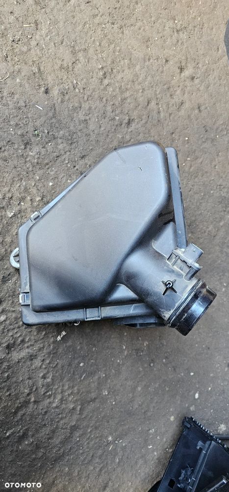 Obudowa filtra powietrza Bmw 3 4 F30 F33 F20 2.0i  72336579