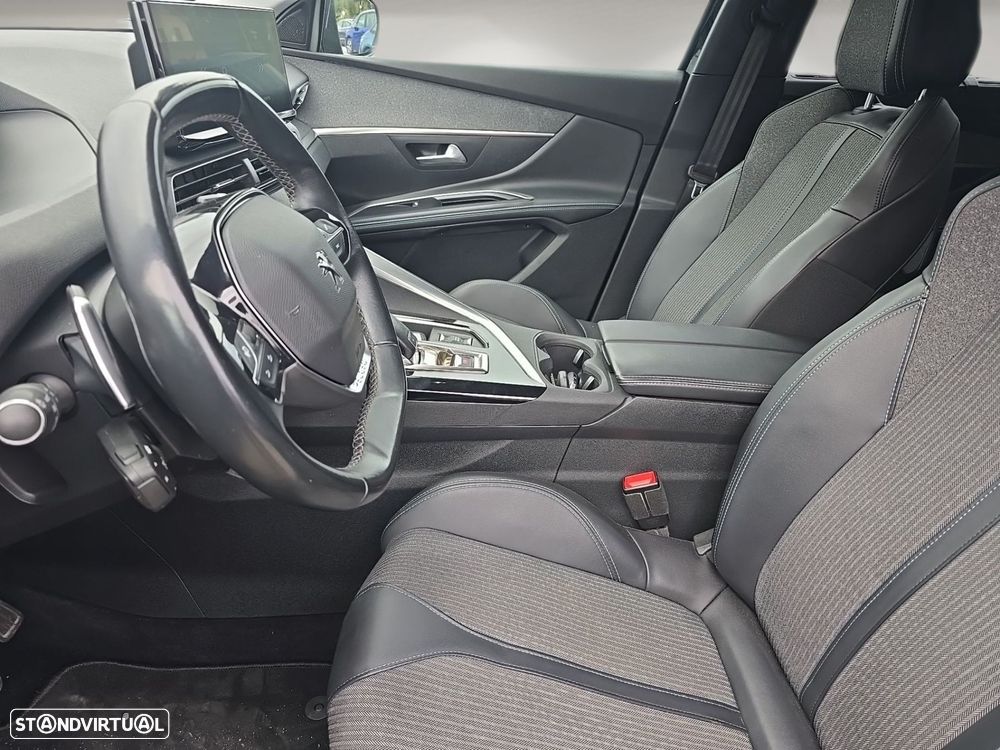 Peugeot 5008 1.5 BlueHDi Allure Pack EAT8 - 7