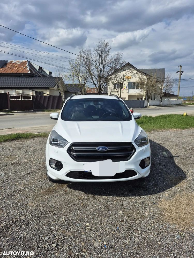 Ford Kuga 1.5 TDCi 2WD ST-Line - 1