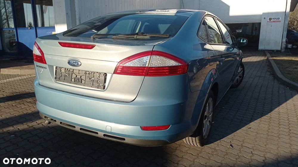 Ford Mondeo 1.6 Titanium - 22