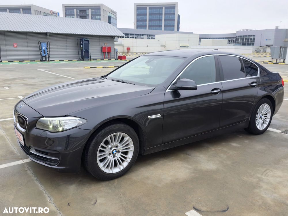 BMW Seria 5 520d xDrive Aut. Luxury Line - 9