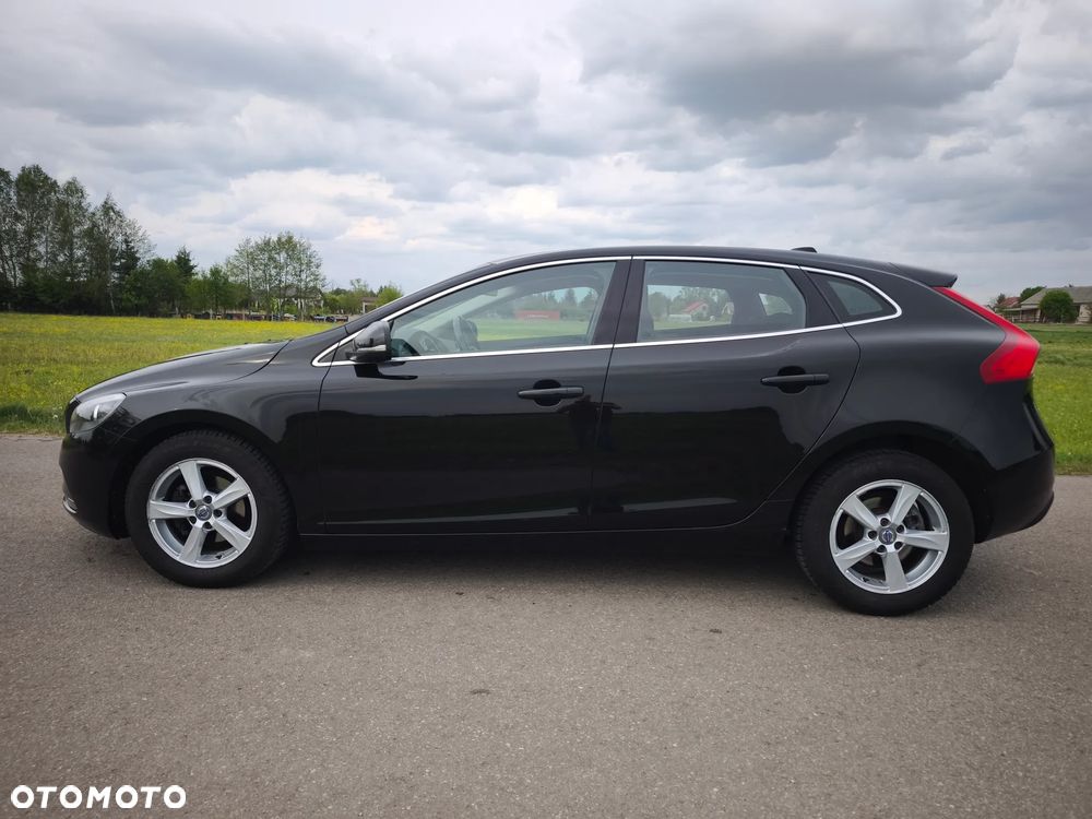 Volvo V40 D2 Summum - 8