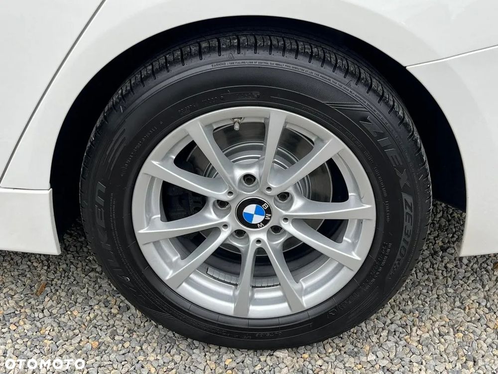 BMW Seria 3 318d - 20