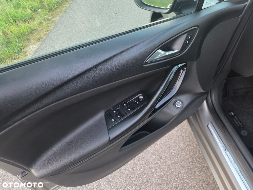 Opel Astra 1.4 Turbo Start/Stop Automatik Ultimate - 26