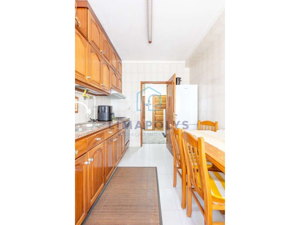 Apartamento T1 na praia da Amorosa - Grande imagem: 5/9