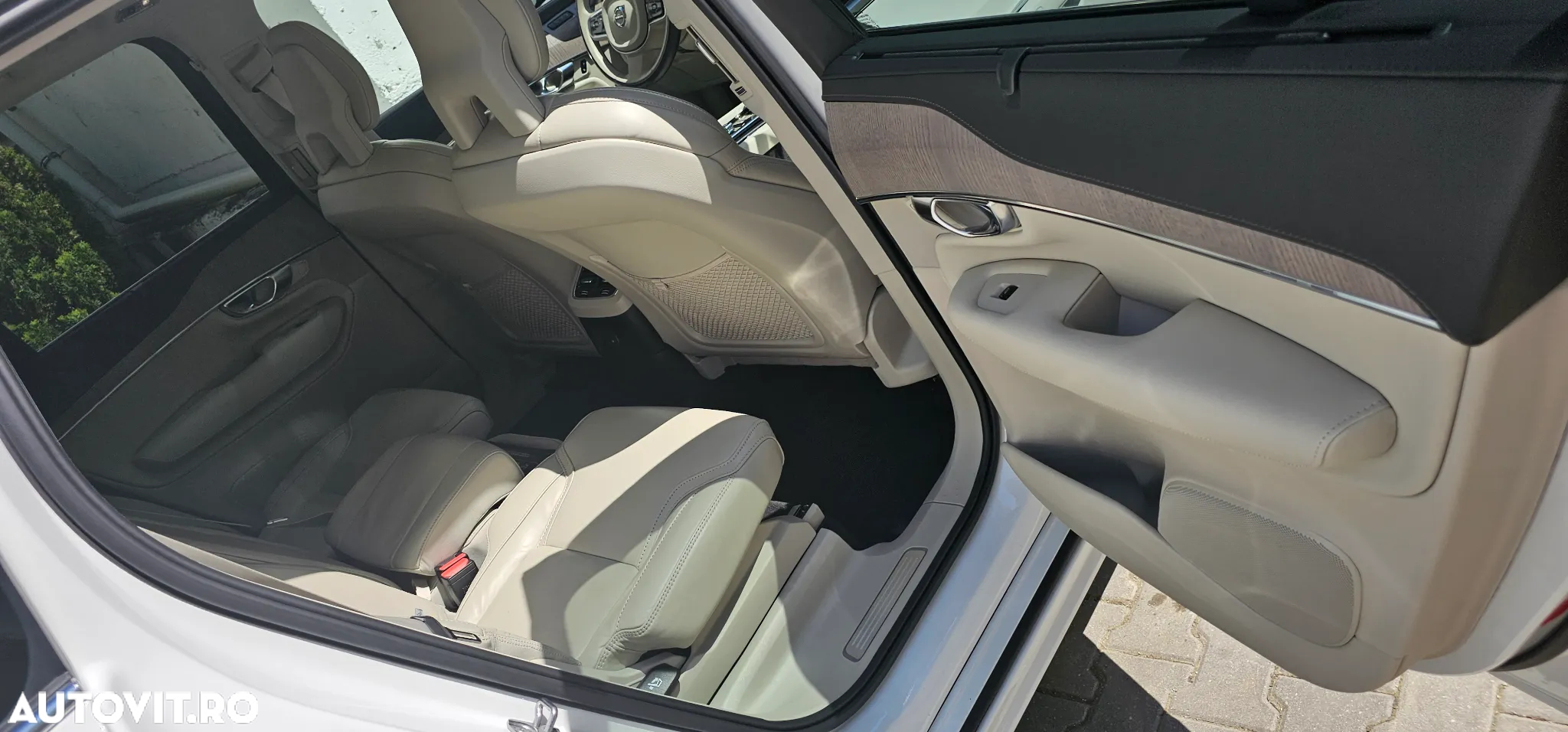 Volvo XC 90 Recharge T8 eAWD Inscription - 8