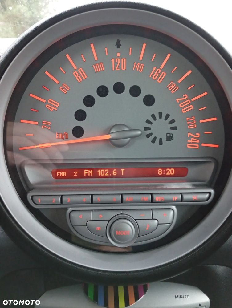 MINI Cooper Standard - 8