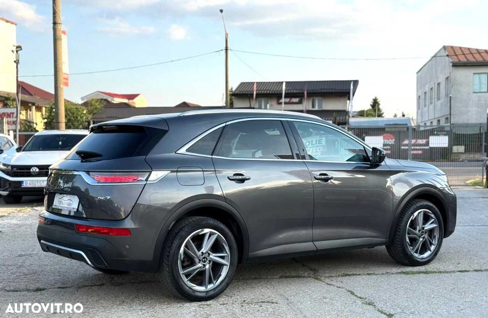 DS Automobiles DS 7 Crossback - 10