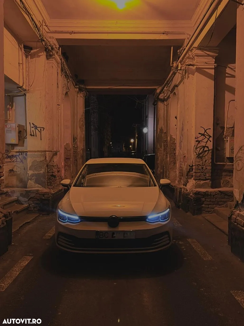 Volkswagen Golf - 4