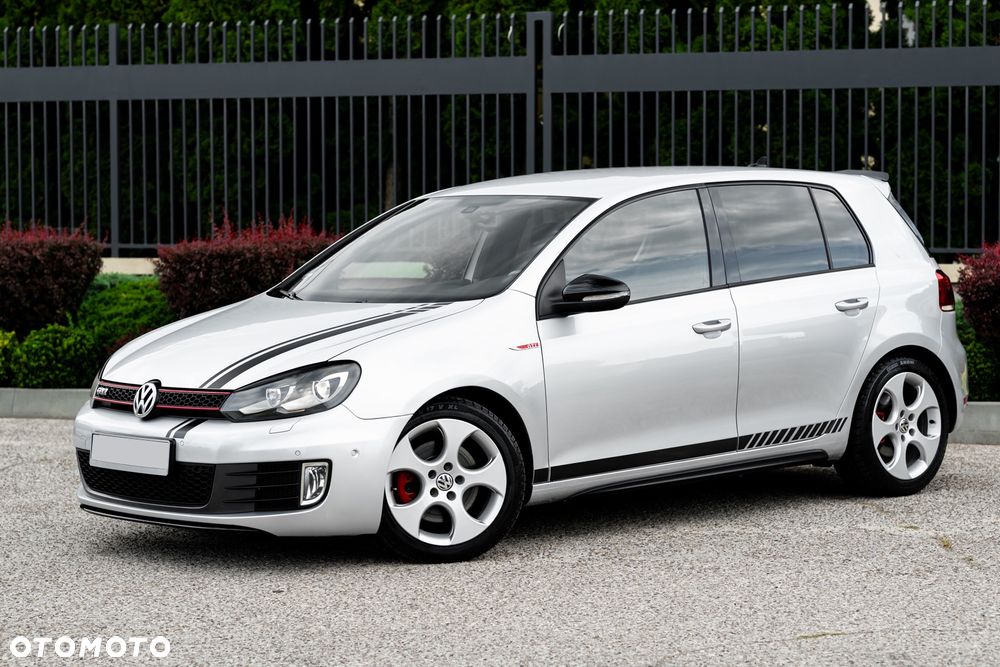 Volkswagen Golf 2.0 GTI - 4