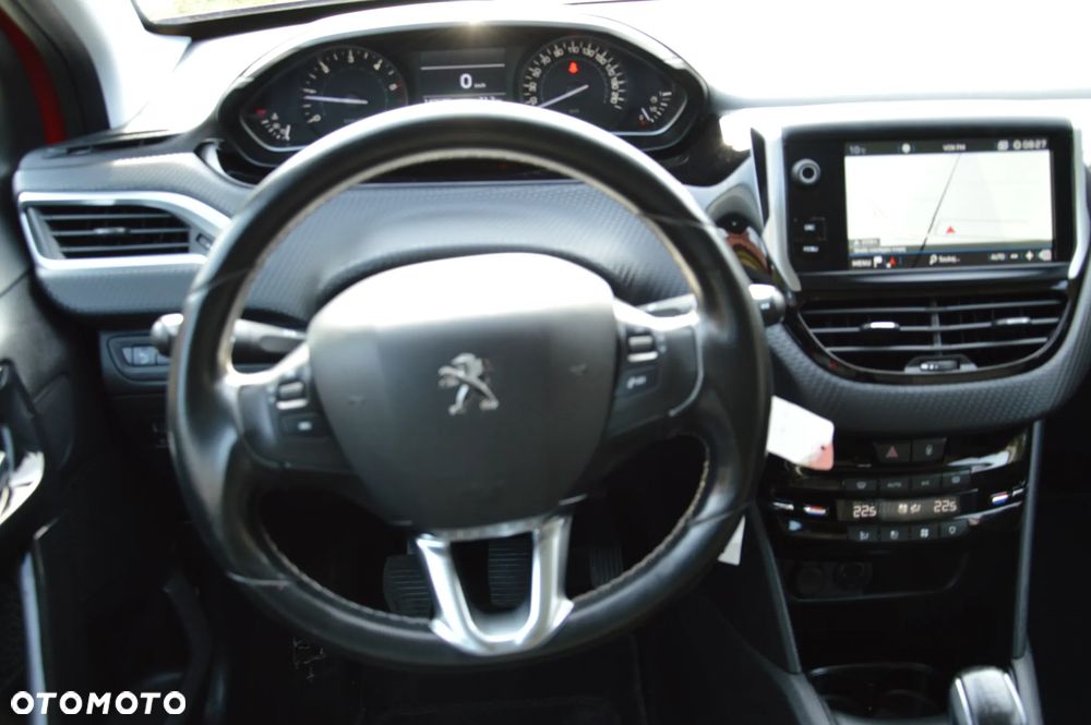 Peugeot 208 - 20