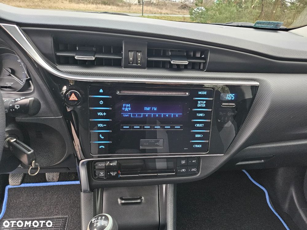 Toyota Auris 1.6 Active - 12