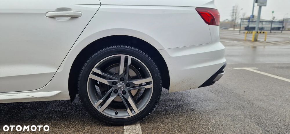 Audi A4 Limousine 40 TFSI mHEV S Line S tronic - 17