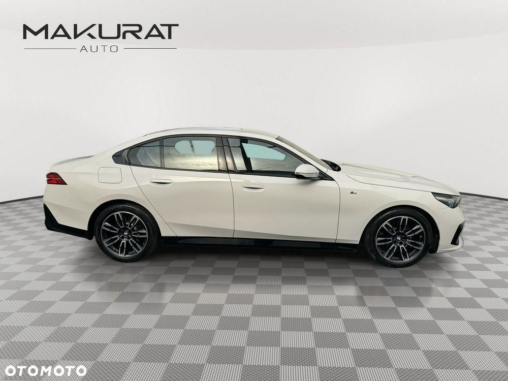 BMW Seria 5 520d mHEV M Sport - 9