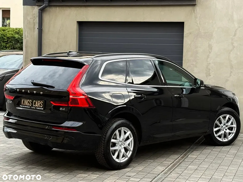 Volvo XC 60 B4 D Geartronic Momentum Pro - 4