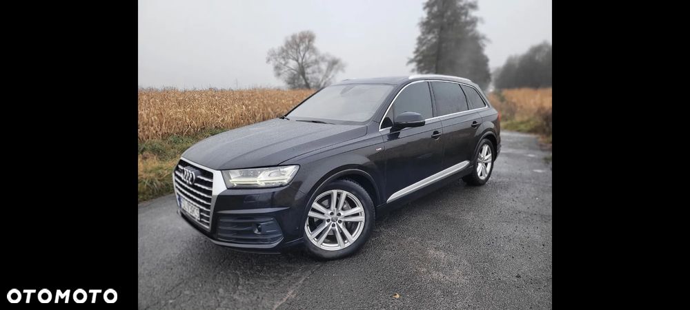 Audi Q7 - 1