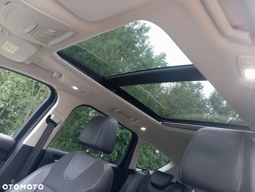 Ford Kuga 2.0 TDCi 4x4 Titanium - 17