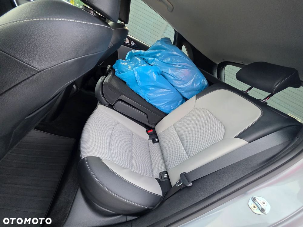 Kia Ceed 1.4 L - 10