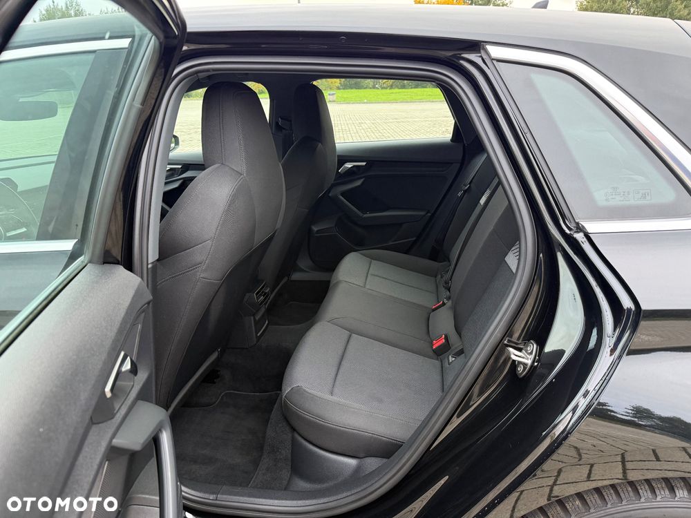 Audi A3 Sportback 30 TDI S Line - 19