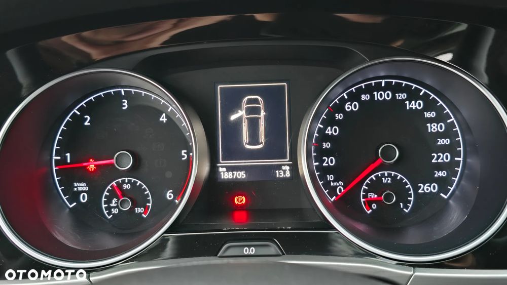 Volkswagen Touran - 29