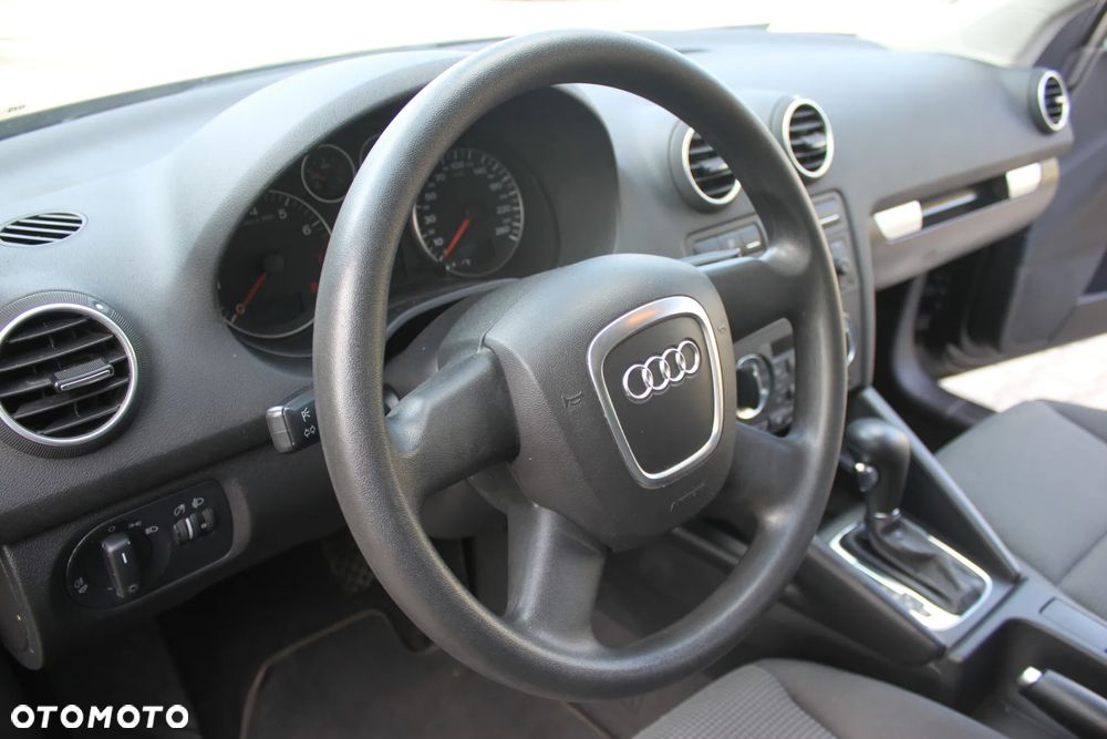 Audi A3 Sportback - 17