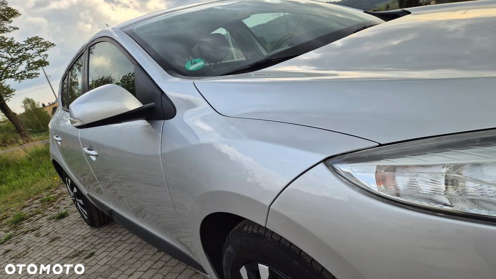 Renault Megane 1.6 16V 100 Authentique - 11