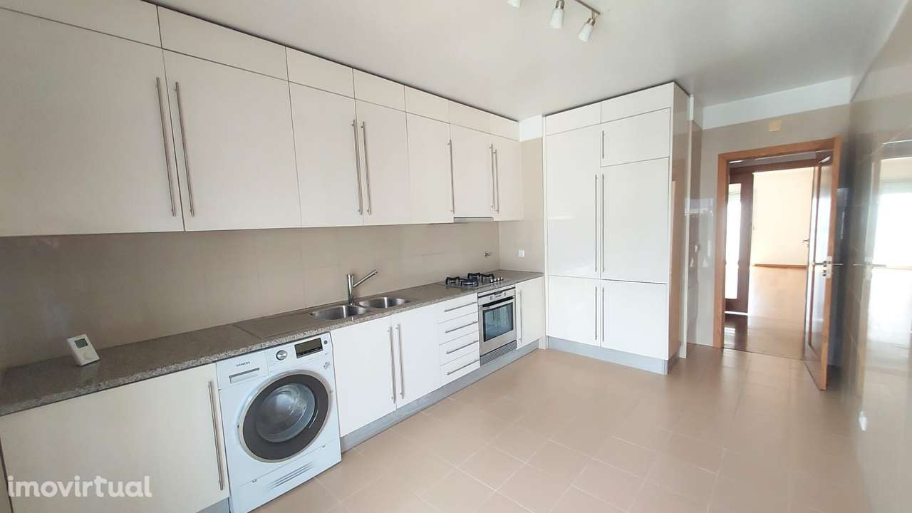 Apartamento T3 centro de Fátima - Grande imagem: 2/22