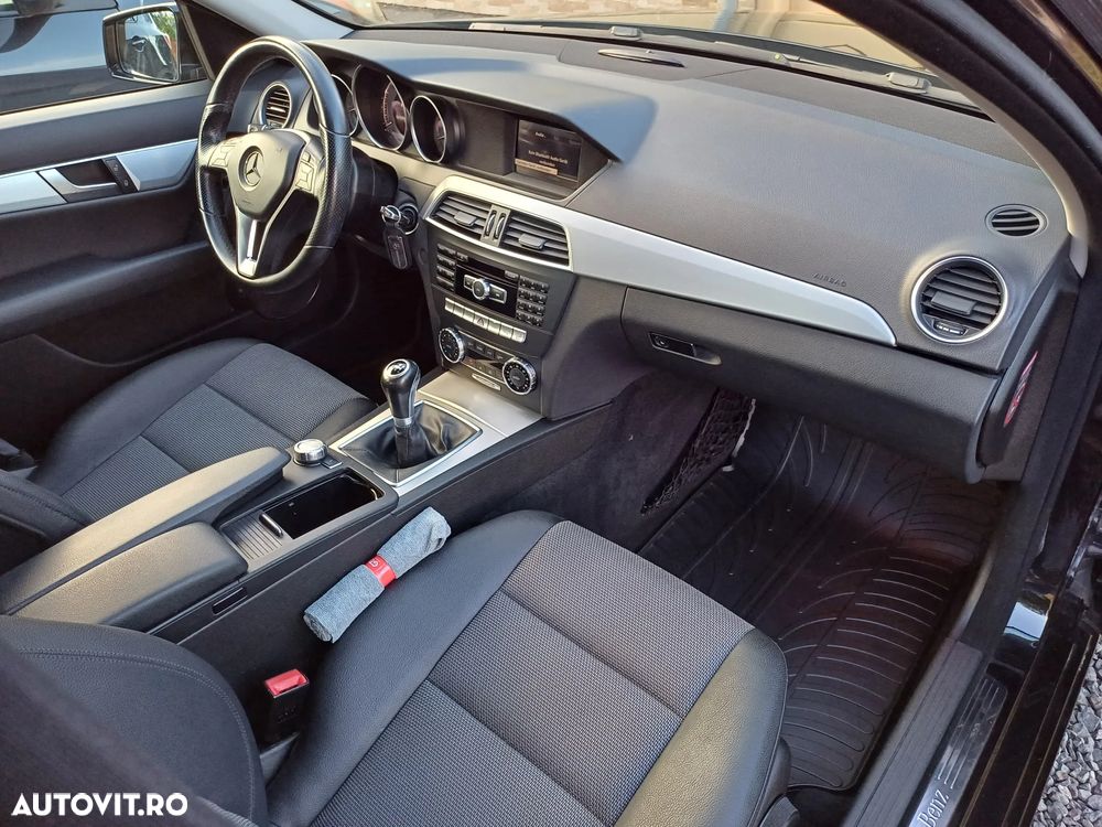 Mercedes-Benz C 180 (BlueEFFICIENCY) Avantgarde - 8