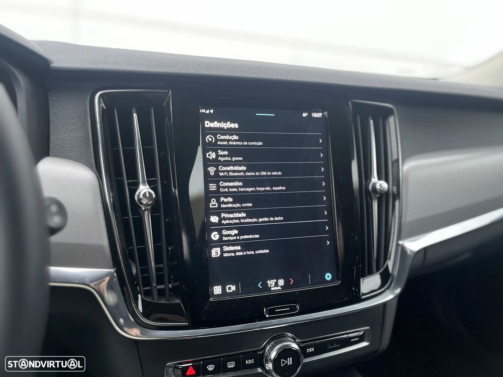 Volvo V90 2.0 B4 Core - 30