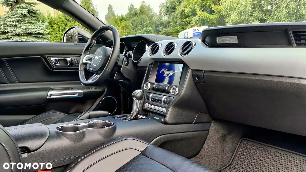 Ford Mustang 5.0 V8 GT - 21