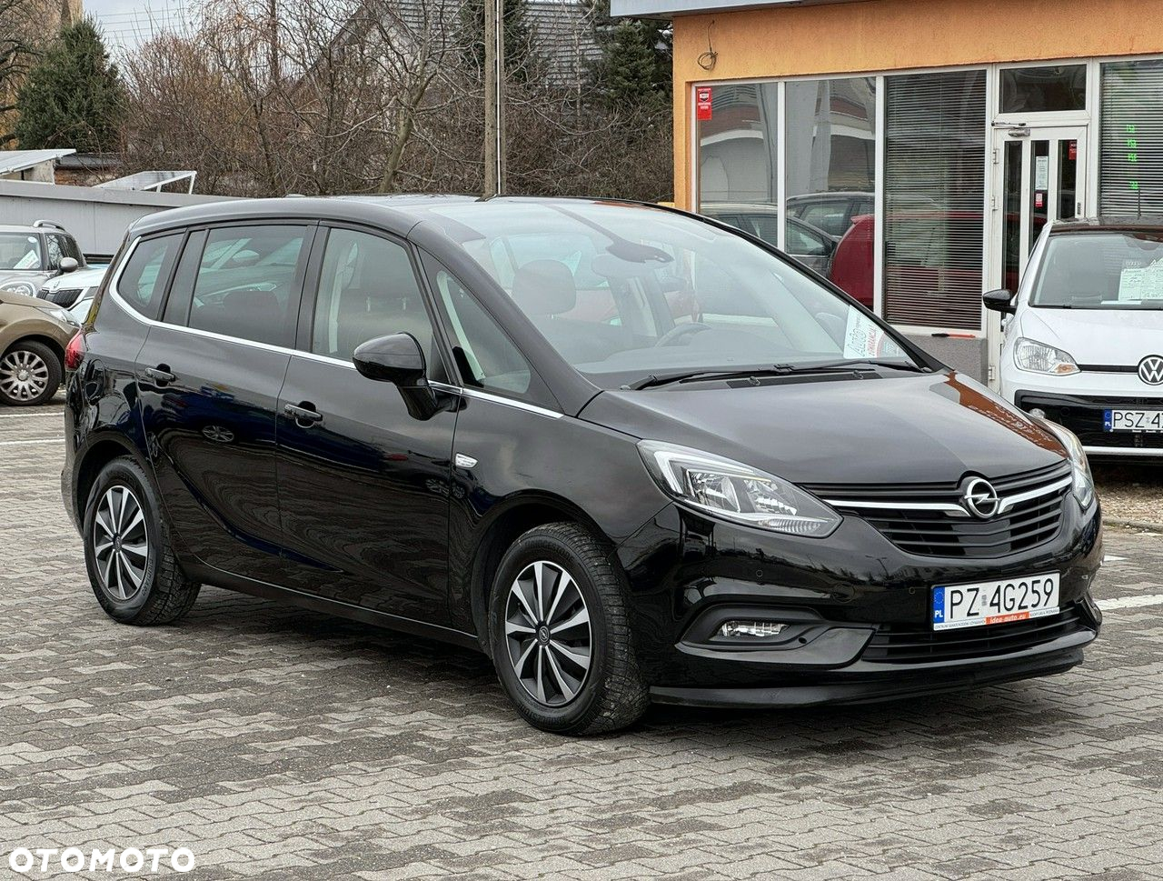 Opel Zafira - 10