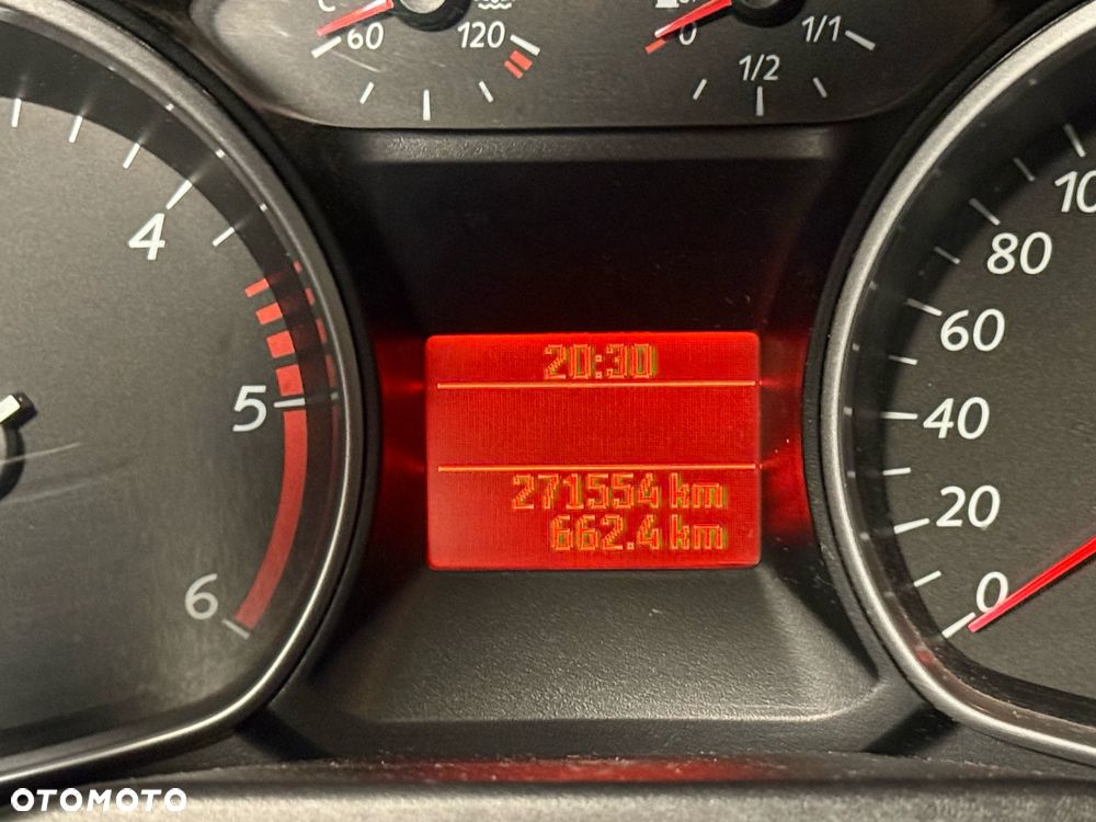 Ford Mondeo 1.8 TDCi Silver X - 31