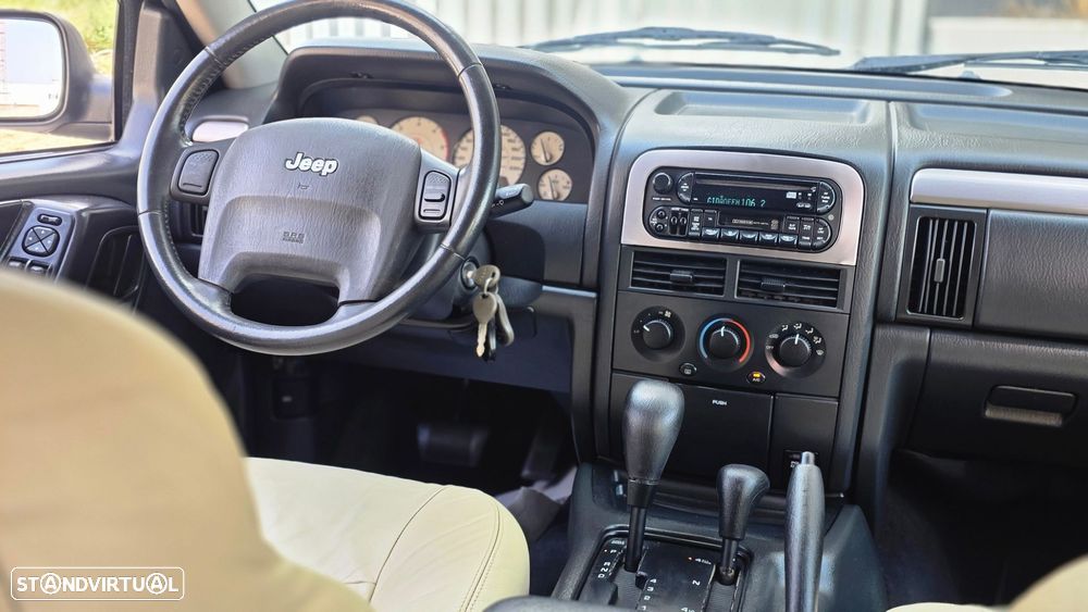 Jeep Grand Cherokee 2.7 CRD Laredo - 22