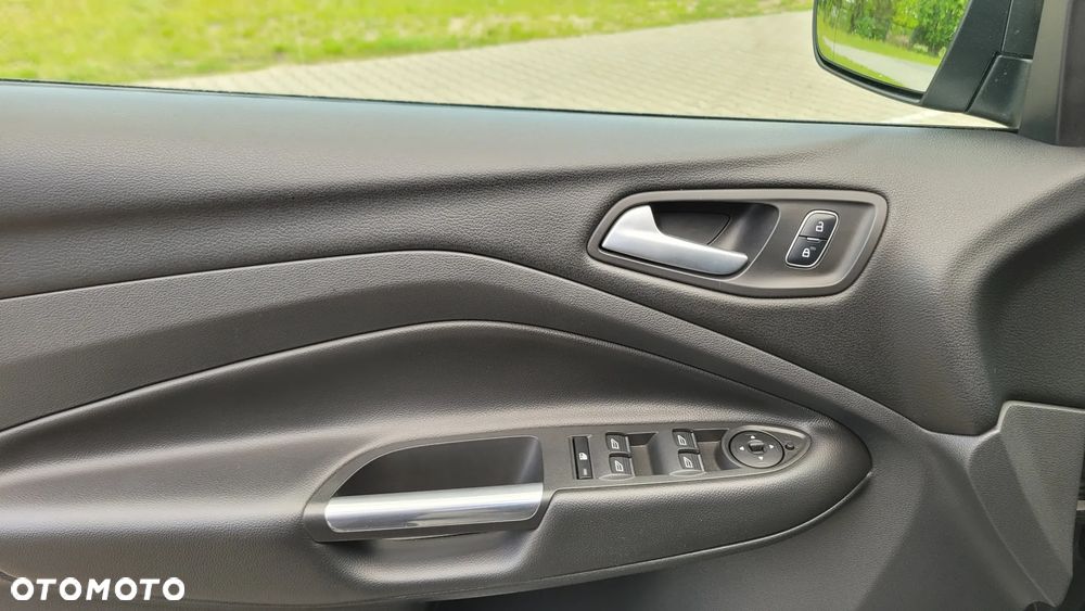 Ford Kuga 1.5 EcoBoost FWD Titanium ASS - 12