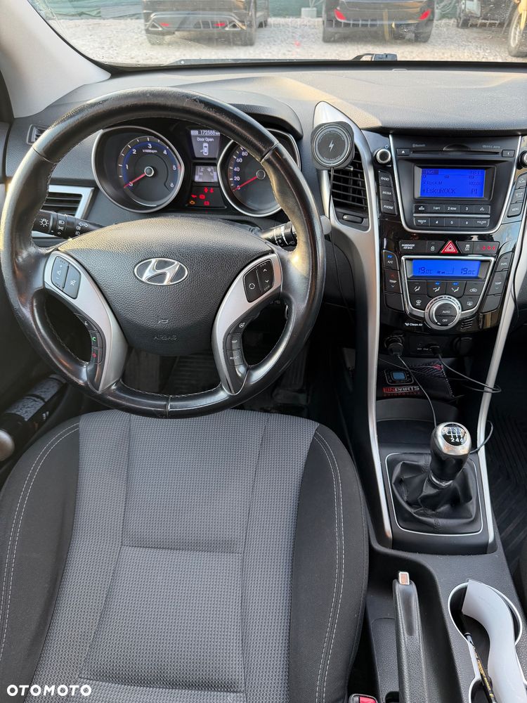 Hyundai i30 1.6 CRDi Classic - 6