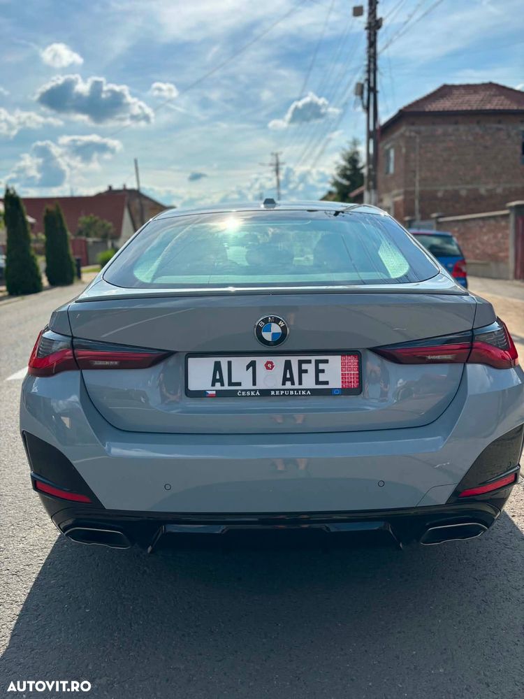 BMW M4 M440i xDrive - 4