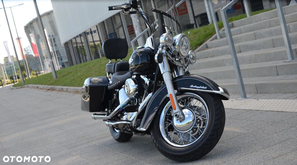 Harley-Davidson Softail Heritage Classic - 12