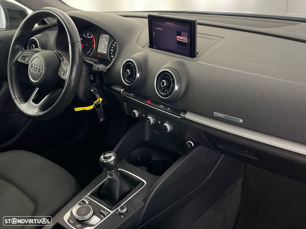 Audi A3 Sportback 1.0 TFSI - 23