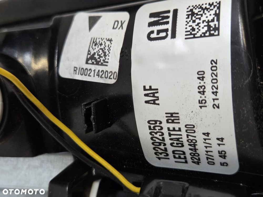 OPEL ZAFIRA C  LAMPA TYŁ PRAWA 13292359 LED - 10