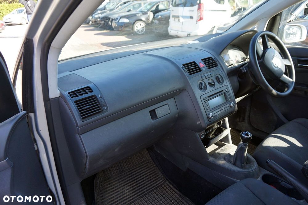 VOLKSWAGEN TOURAN I 1T 2006 LA7W 1.9 TDI BXE 105KM GQN SREBRNY na części - 12