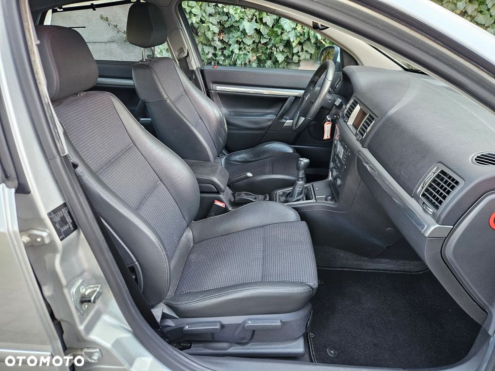 Opel Vectra 2.2 GTS - 15