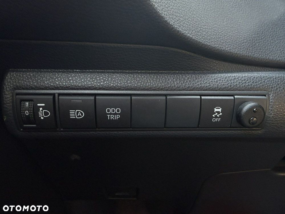 Toyota Corolla 1.8 Hybrid Comfort - 16