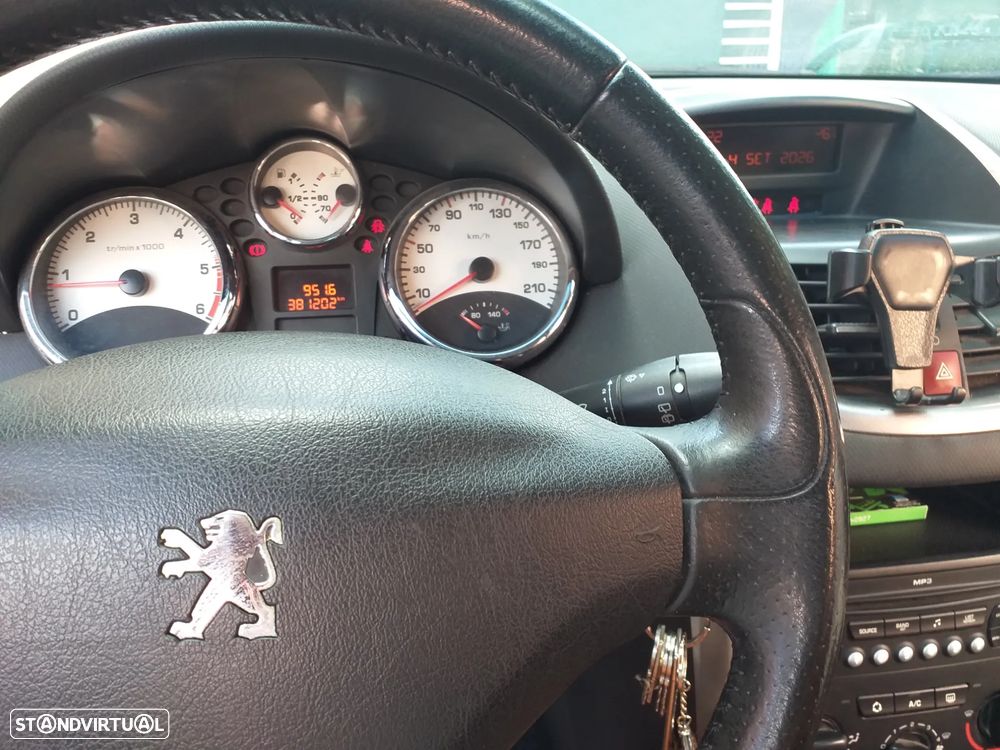 Peugeot 207 1.6 HDi Sport - 3