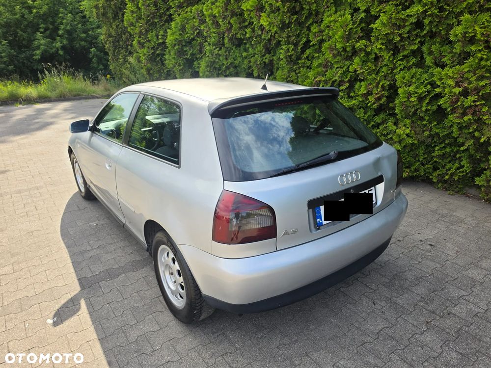 Audi A3 3-drzwiowe 1.6 Ambiente - 6