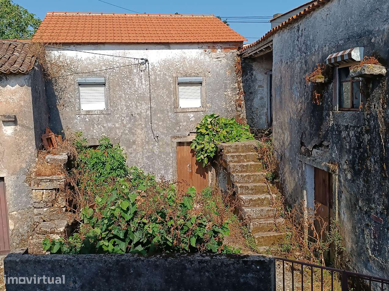 Moradia em Pedra para Recuperar – Oportunidade em Casas Novas, Soure - Grande imagem: 3/30