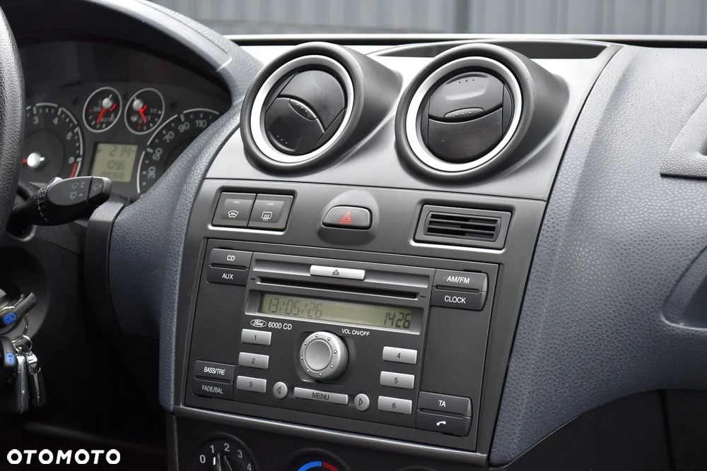 Ford Fiesta 1.4 Black Magic - 12